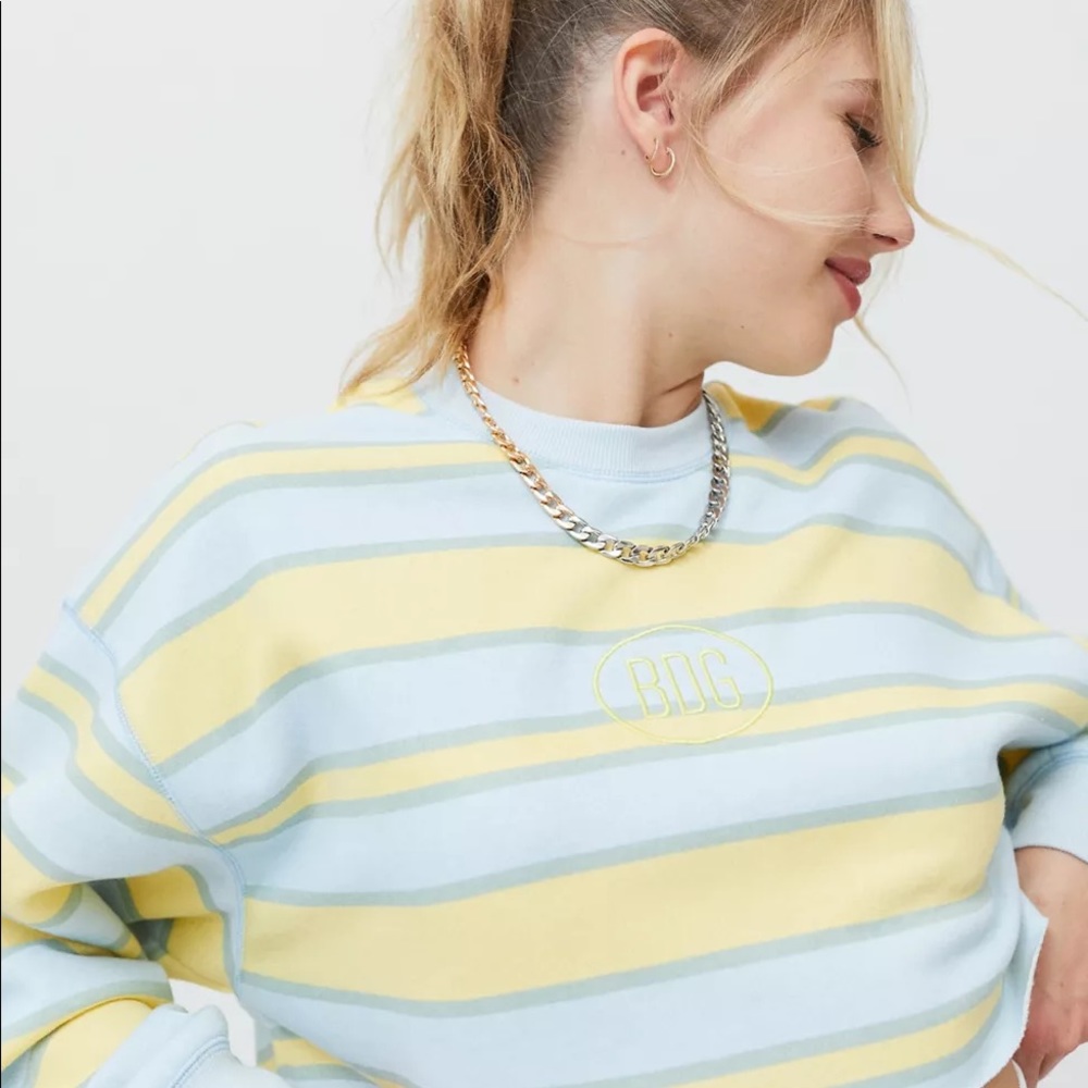 New With Tag BDG Saddie Cropped Sweatshirt XL - Picture 5 of 5